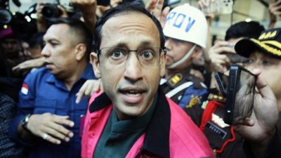 Resmi Tersangka, Nadiem Makarim Diduga Korupsi Pengadaan Laptop Hampir 2 Triliun
