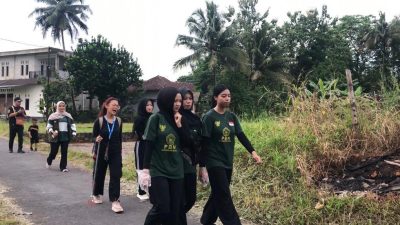 Mahasiswa dan Komunitas Lingkungan Gelar Plogging di Jalur Jalan Sehat Dies Natalis Unsil, Angkut 25 Kg Sampah