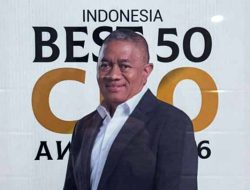 Presdir JNE Raih Penghargaan Indonesia Best 50 CEO Awards 2026