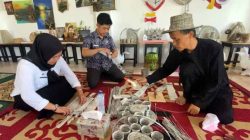 Koran Bekas Disulap Jadi Kerajinan Bernilai, UMKM Ciamis Tembus Pasar Nasional